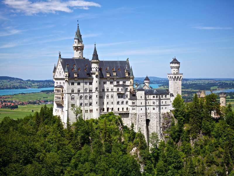 Het prachtige Duitse kasteel Neuschwanstein in Beieren, nabij Füssen