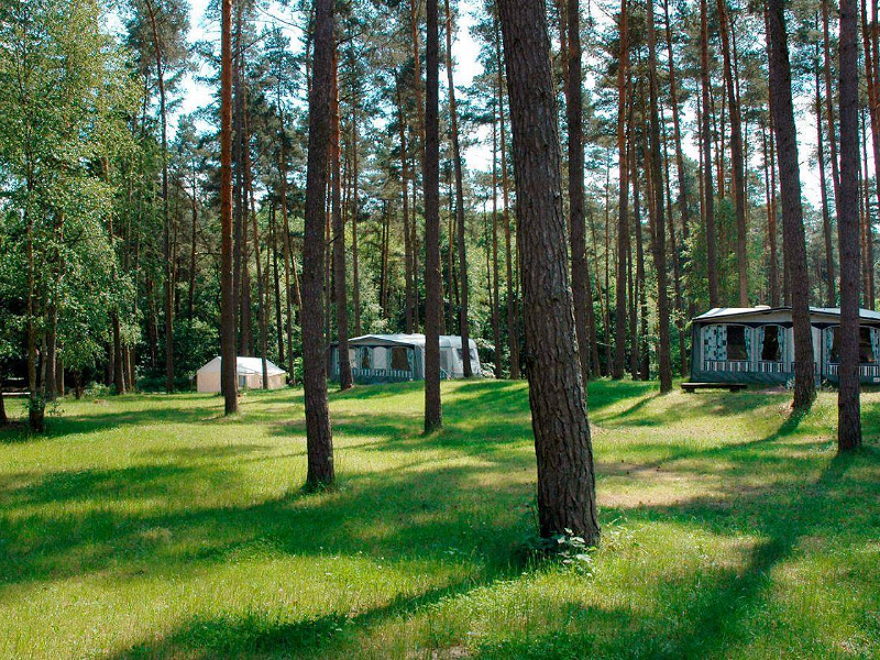 De rustige nudisten camping Userinersee in Mecklenburg Voorpommeren