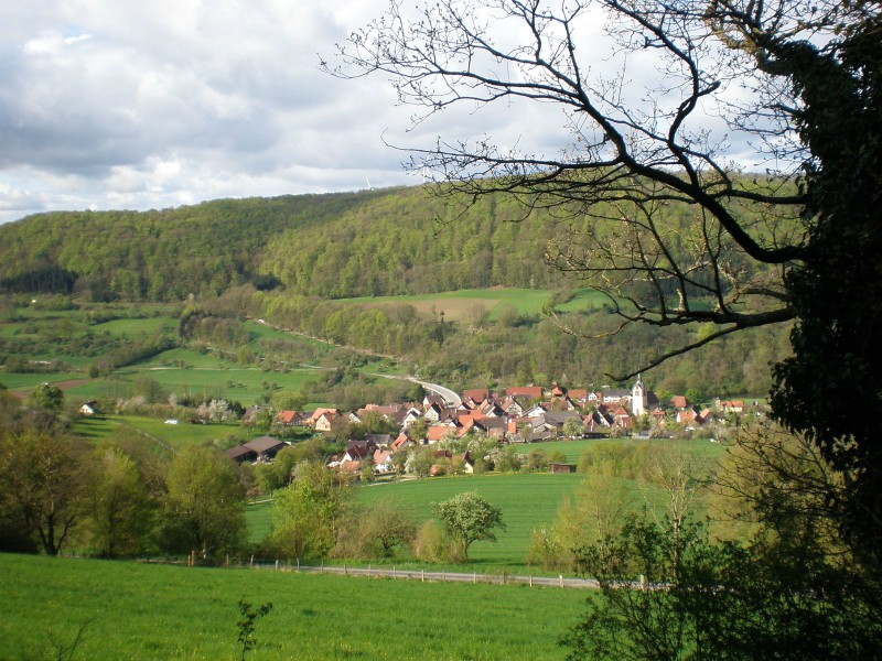 Het dorpje Bächlingen in de Hohenlohe