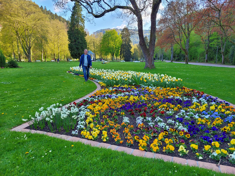 Wandelen in het kurpark van Bad Liebenzell