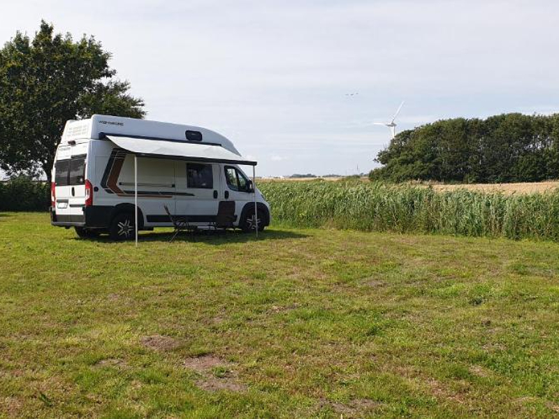 Camperplaats in Sleeswijk-Holstein nabij de Noordzeekust van Duitsland