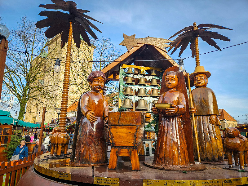 De grote kerstfiguren muziekdoos in Osnabrück