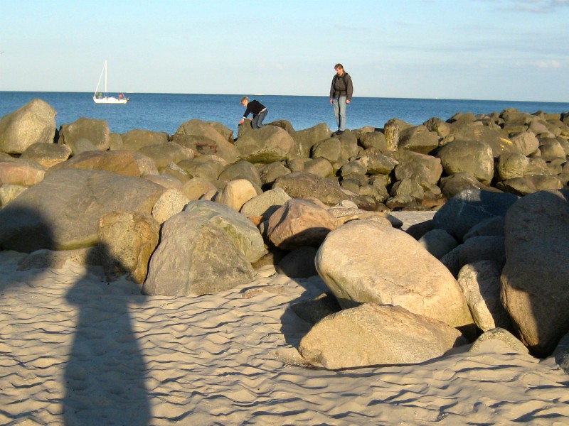 Strand en rotsen bij Damp aan de Oostzeekust