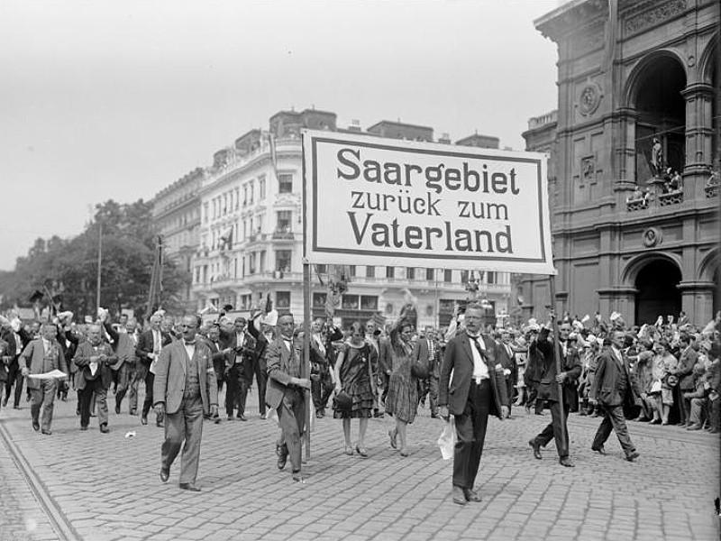 Demonstratie in 1928 om het Saargebied weer bij Duitsland te laten horen