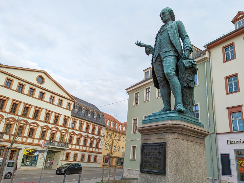 Het standbeeld van Wieland in Weimar