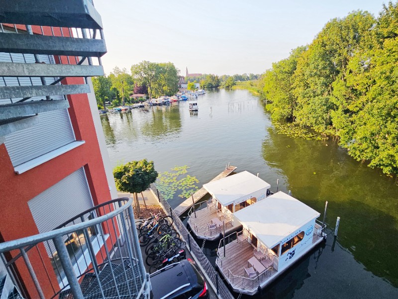 Uitzicht vanaf het balkon van de Havel-Spitze appartementen