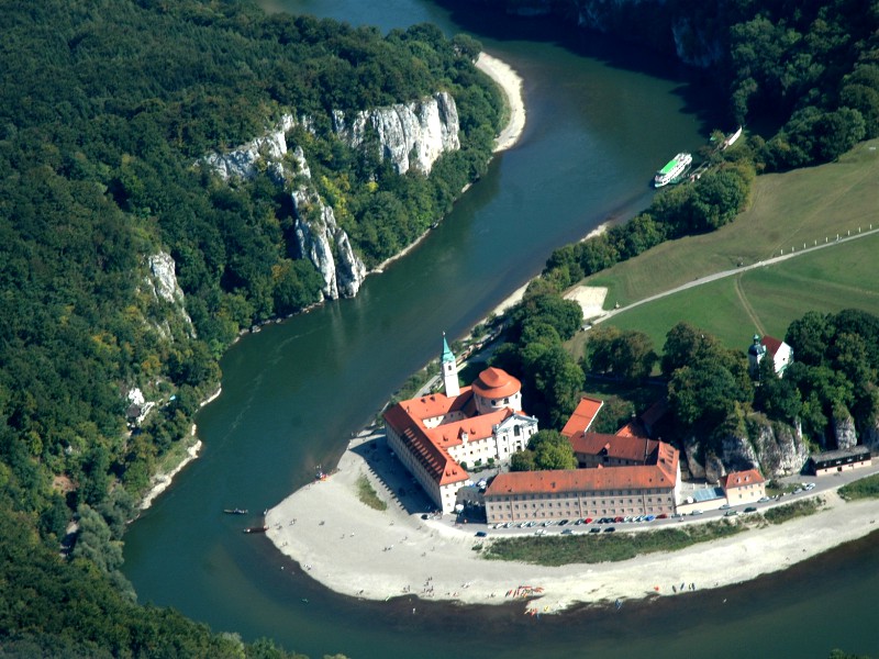 De kloosterbrouwerij van Weltenburg ligt prachtig langs de Donau