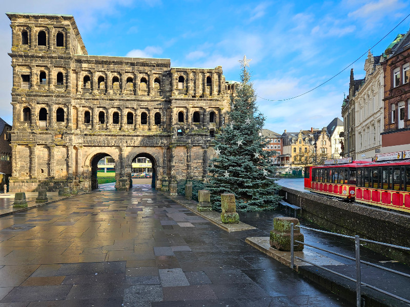 Trier kerstboom bij de Porta Nigra