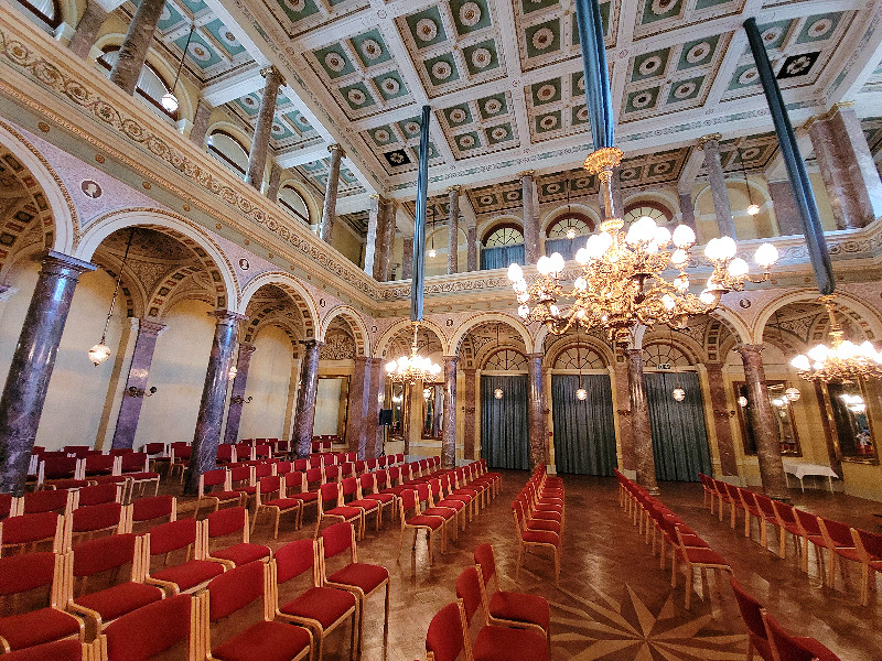De marmeren zaal in Bad Ems