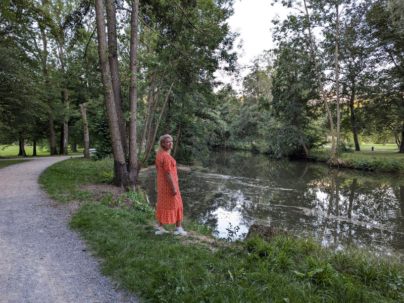 Wandelen door het park in Bad Kissingen