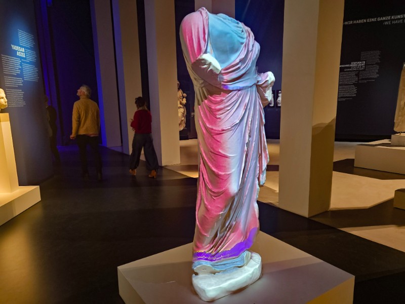 Beeld met kleuren in het Asisi Panorama Pergamon