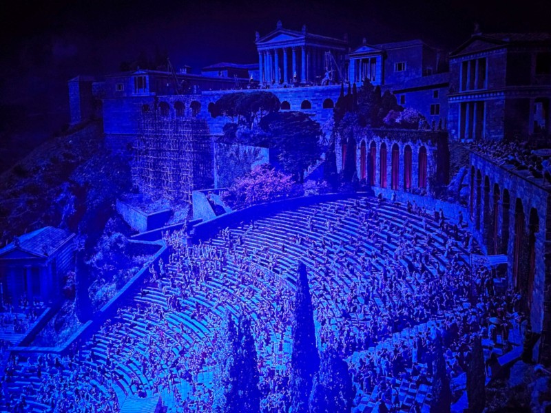 Asisi Panorama Pergamon bij nacht