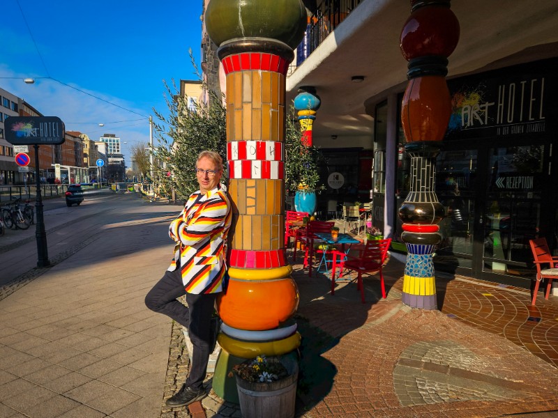 Bonte pilaren bij de Groene Citadel