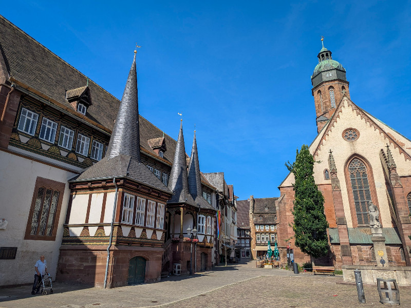 De kerk en het raadhuis in Einbeck