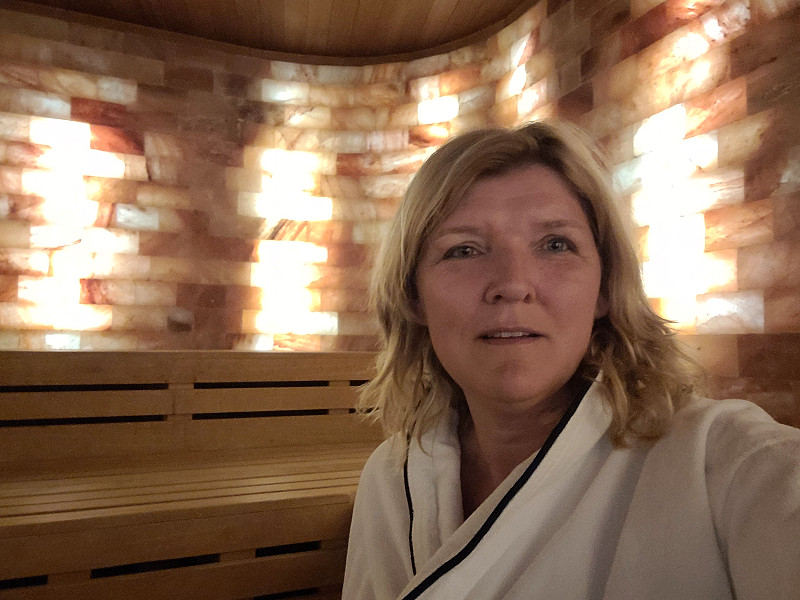 genieten van de zoutsauna van Emser Therme