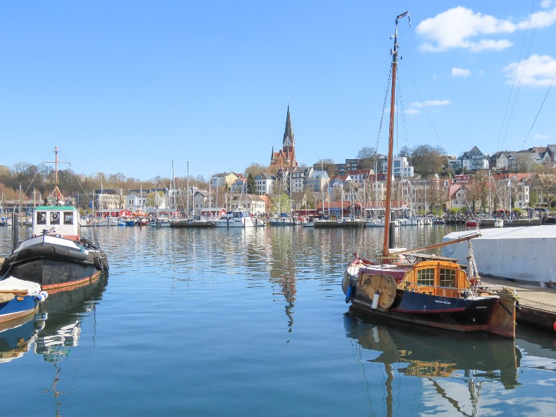 Een mooie lentedag in de haven van Flensburg