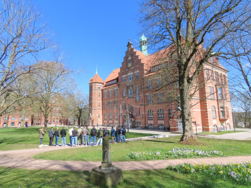 De Museumberg Flensburg met mooie gebouwen waar verschillende invloeden uit de Hanzetijd duidelijk terug te zien zijn.