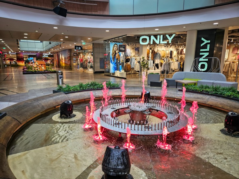 Shoppen in het Allee Center in Maagdenburg