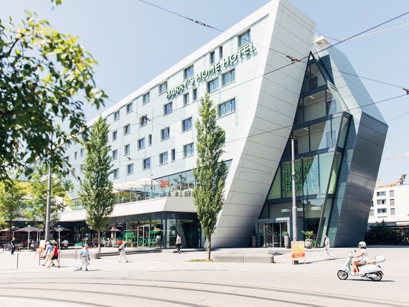 Harry's Home hotel met grote familiekamers in Munchen