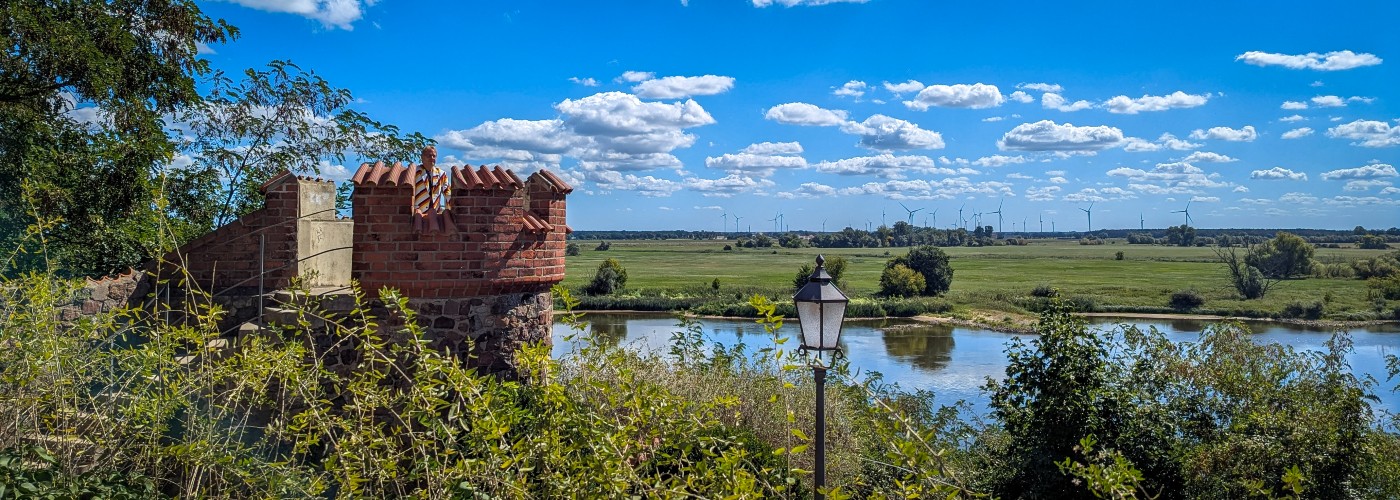 Patrick in een torentje van de burcht van Tangermünde