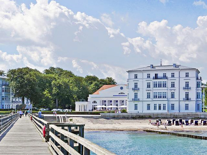 Strand en pier van Heiligendamm