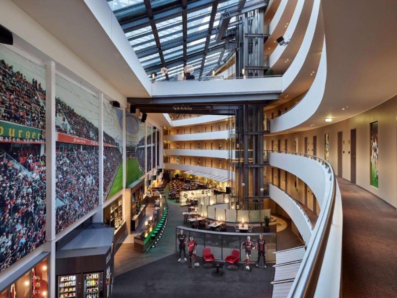 Het hotel in het BayArena stadion van Leverkusen