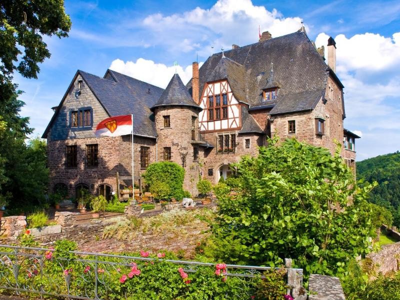 Burg Arras is als hotel te boeken!