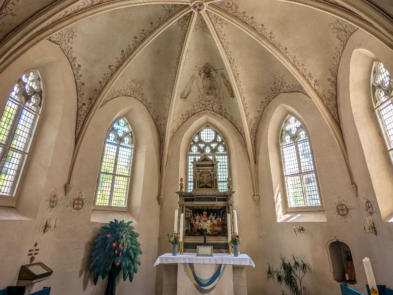 Het bijzondere schilderij en de fresco's van de Nicolaikerk in Bad Essen