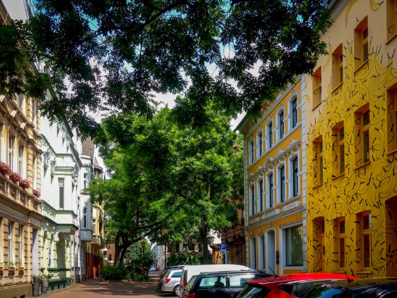 De kleurrijke Karlstrasse in Duisburg
