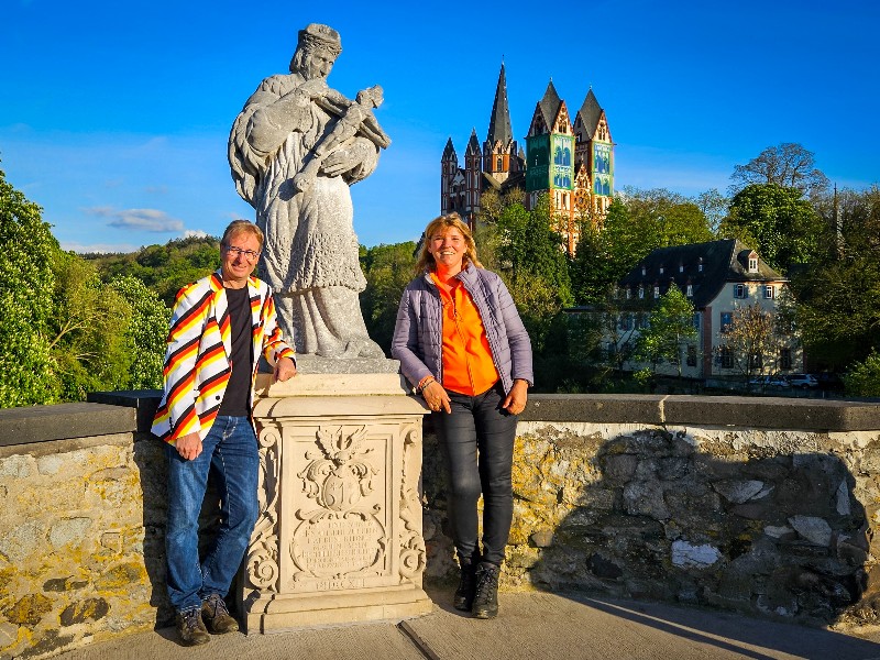 De kathedraal van Limburg aan de Lahn, gezien vanaf de brug