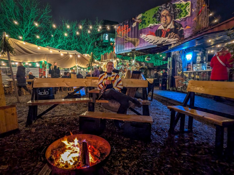 Relaxen bij de alternatieve kerstmarkt in het Gleis Park