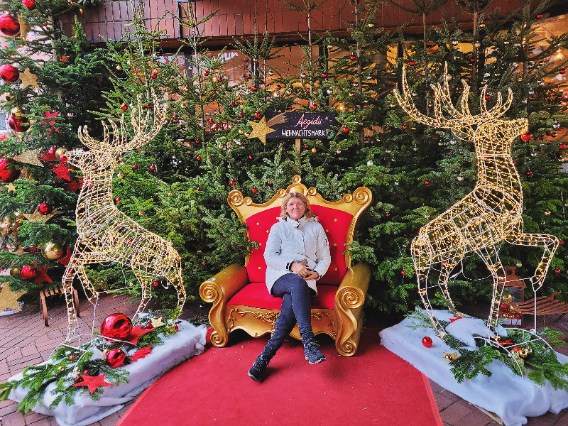 Op de troon van de kerstman