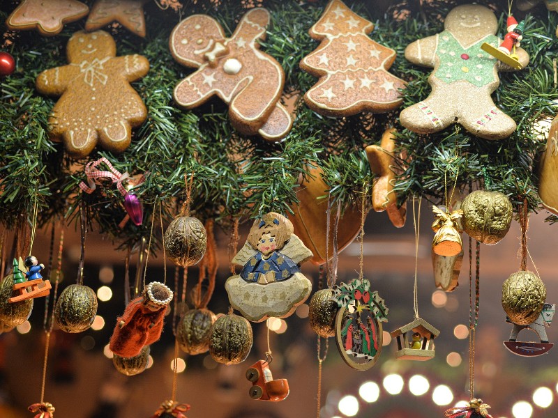 Peperkoek versiering voor in de kerstboom