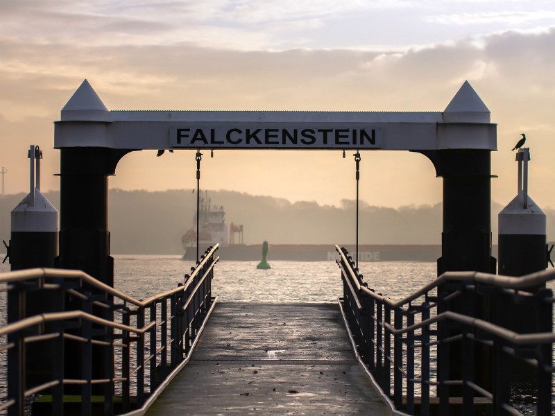 Het Noord- Oostzee-(ook wel Kieler-)kanaal bij Falckenstein in Sleeswijk-Holstein