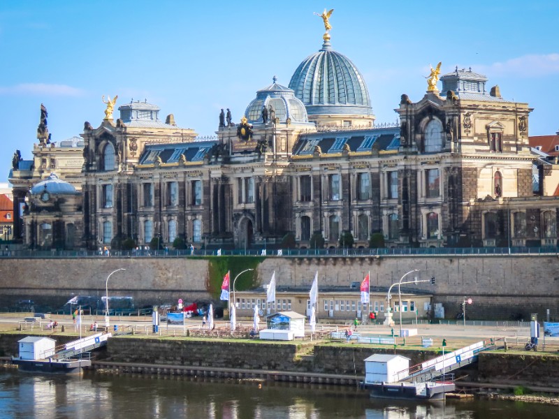 De kunstacademie in Dresden