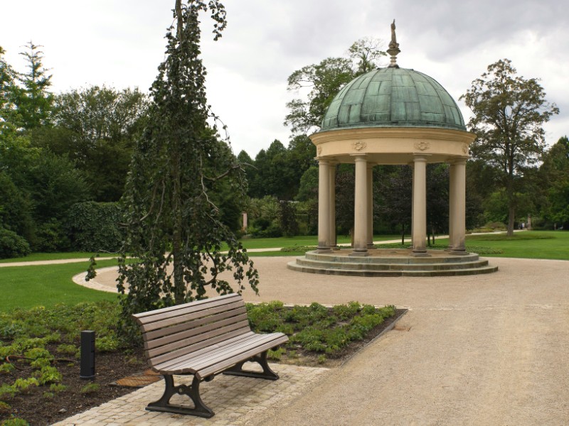 Tempeltje in het Kurpark van Bad Pyrmont