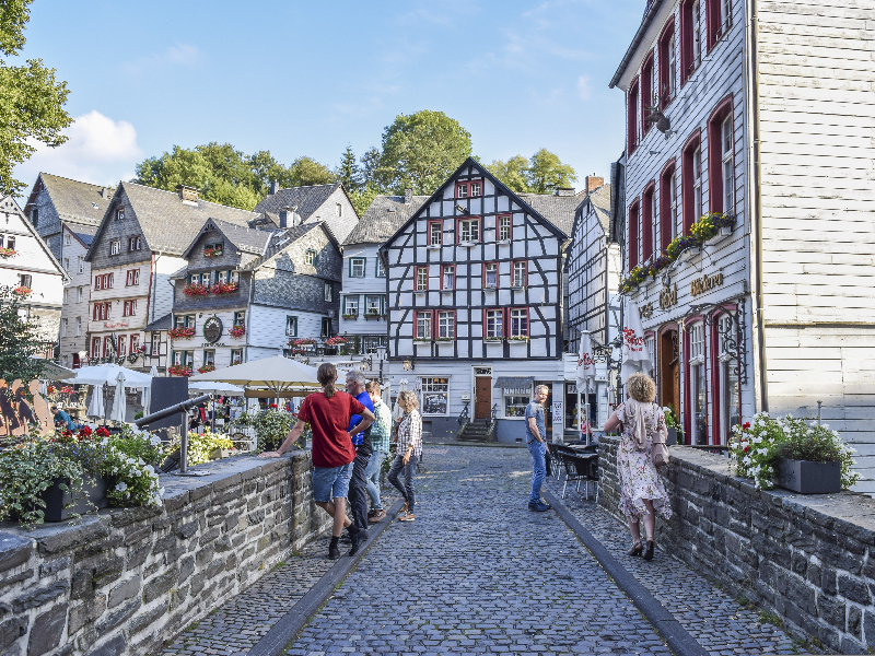 Het centrale marktplein van Monschau.