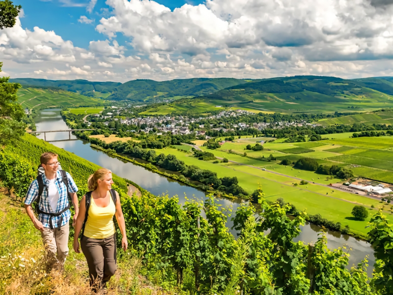 Natuurlijk Reizen Wandelen Moselsteig en Eifelsteig