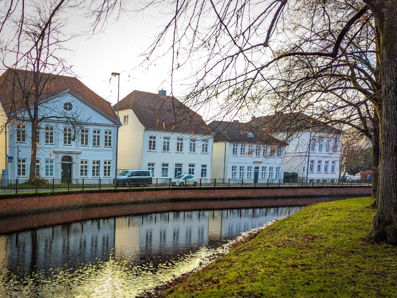 Neoclassistische huizen aan de Huntestrasse