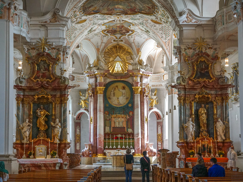 Het barokke interieur van het klooster in Beuron, Oberschwaben