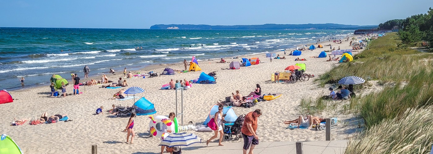 Aan de oostzeekust bij Rugen kun je niet alleen krijtrotsen vinden, maar ook heerlijke zandstranden.