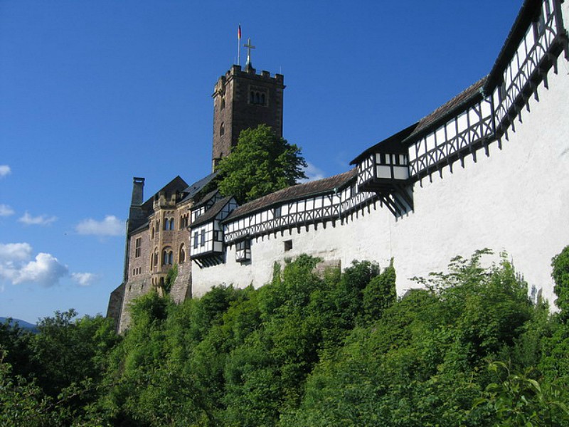 De wandelreis komt ook langs de Wartburg