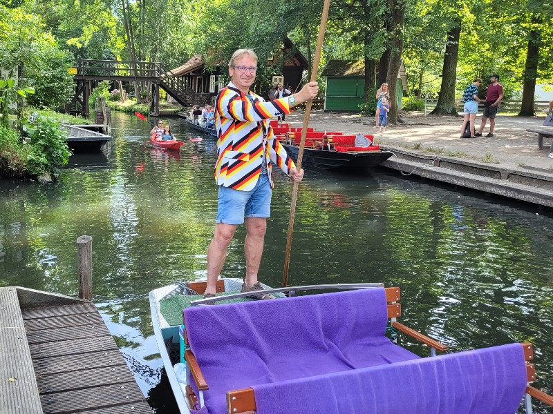 Patrick bestuurt een Spreewälder Kahn