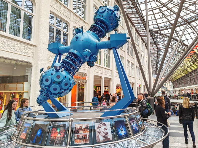 Model van de telescoop in het Winkelcentrum van Jena