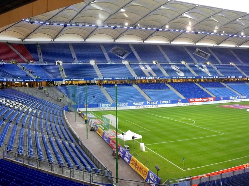 Interieur van het Volksparkstadion in Hamburg