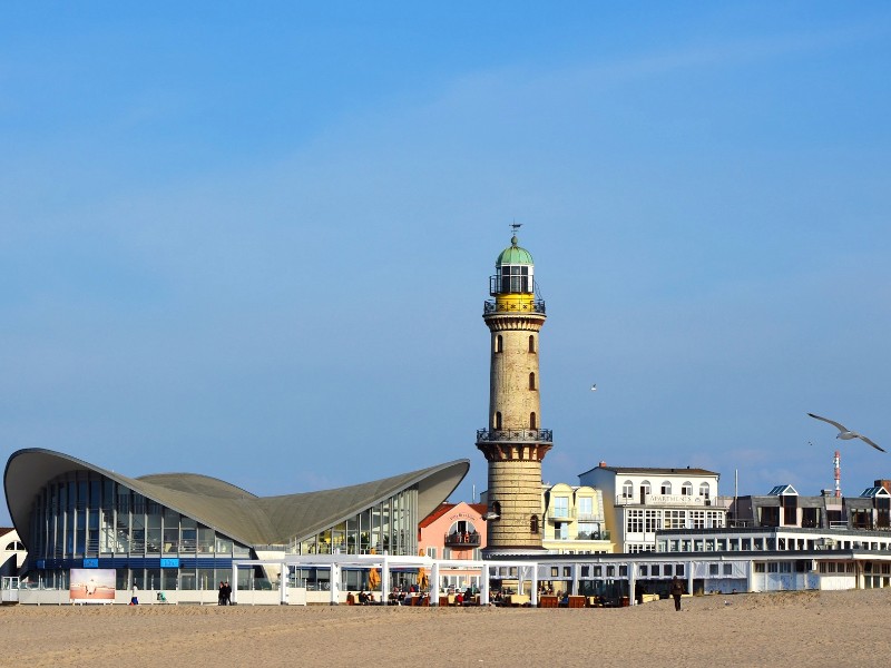De vuurtoren van Warnemünde