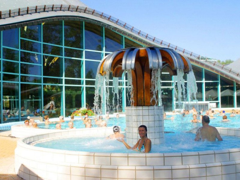 3 uur per dag toegang tot Therme Solemar